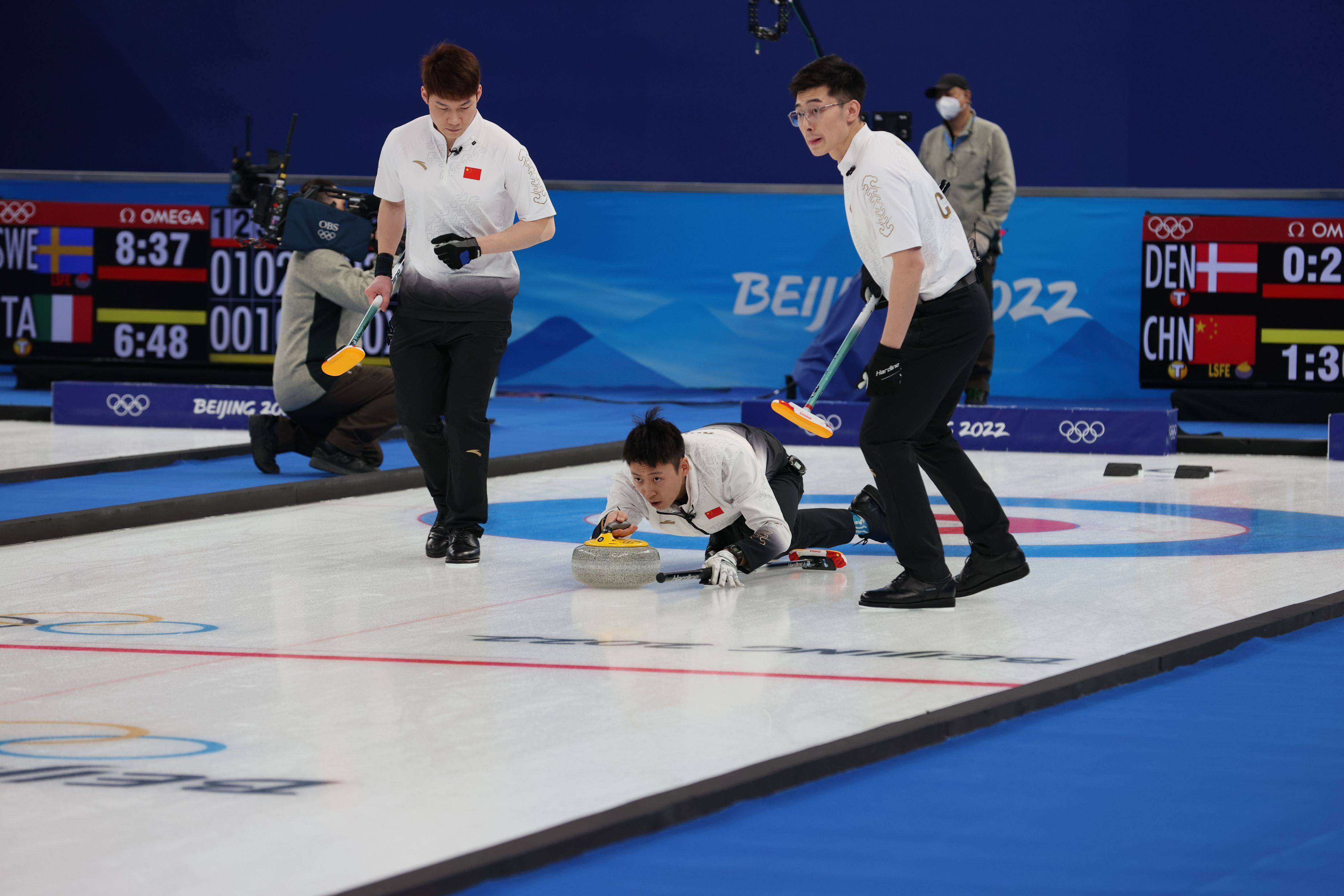 法国队险胜丹麦队，辛杜带队取胜