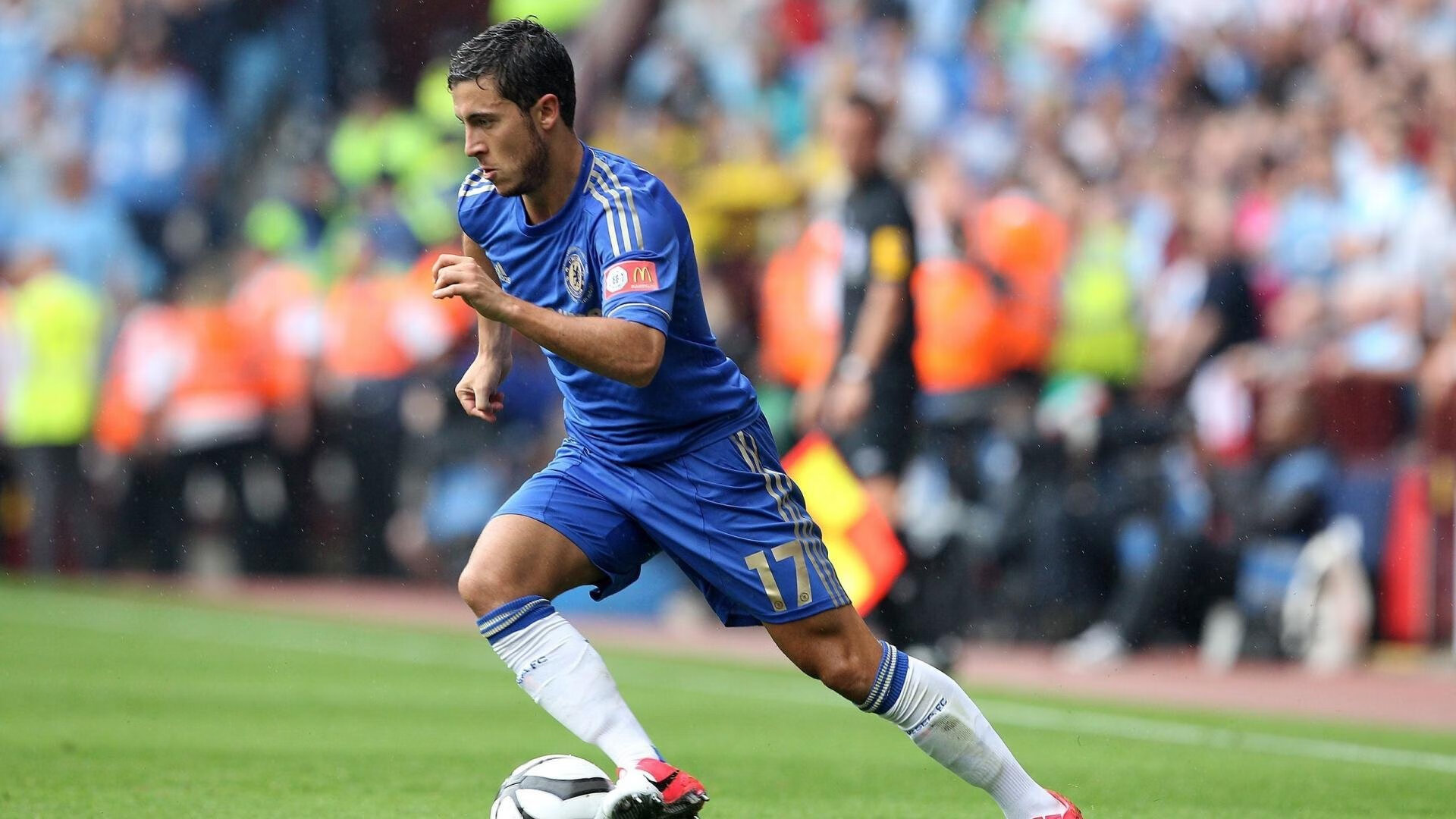 久保建英，F1年度争冠之夜，绿茵场上的进攻引擎